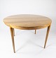 Spisebord i 
palisander af 
dansk design 
fra 1960erne. 
Bordet er i 
flot brugt 
stand, samt med 
to ...