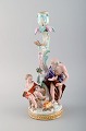 Antique Meissen 
Winter 
candlestick in 
hand-painted 
porcelain. 19th 
century.
Measures: 29 x 
13 ...