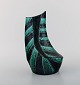 European studio 
ceramicist. 
Unique vase in 
glazed 
ceramics. 
Beautiful glaze 
in shades of 
blue ...