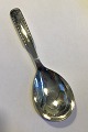 Georg Jensen 
Silver Rope 
Serving Spoon 
No 111, large 
Measures  25 cm 
(9 27/32 in)