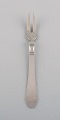 Georg Jensen 
Continental 
cold meat fork 
in sterling 
silver. Dated 
1933-1944.
Length: 13.8 
...