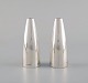 Henning Koppel (1918-1981) for Georg Jensen. Salt and pepper shaker in sterling 
silver # 1102.
