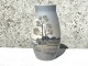 Bing & 
Grøndahl, Vase, 
Med 
landskabsmotiv 
#8536-247, 22cm 
høj *Perfekt 
stand*