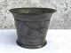 Just Andersen, 
Vase i Disko 
metal D108, 
15,5cm i 
diameter, 12cm 
høj, Dekoreret 
med fugle 
*Brugt ...