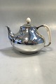 A. F. Rasmussen 
Sterling Silver 
Tea Pot 
Measures H 13.5 
cm Weight 
435gr/ 15.34 oz 
Handle and ...
