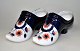 Et par Japanske imari sko i porcel&aelig;n til syn&aring;le, 19. &aring;rh. Dekoreret i ...