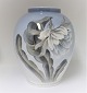Royal 
Copenhagen. 
Vase. Model 
2650/35B. Højde 
30 cm.  (1 
sortering). Med 
inskription fra 
fabrikken