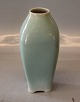 Kgl. Vase 
Lysegrøn løbe- 
og 
krystalglasur 
ca 17 cm 
Valdemar 
Engelhardt VE 
3-335 Pre 1900  
fra  ...