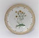 Royal 
Copenhagen, 
Flora Danica. 
Middags 
tallerken. 
Design #3549. 
Diameter 25 cm. 
(1 sortering). 
...