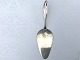 Silverplate, 
Columbine, Cake 
spatula, 18cm 
long, 
Copenhagen's 
spoon factory * 
Nice used 
condition *