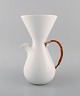 Freeman 
Lederman. Stor 
modernistisk 
kande i 
hvidglaseret 
...