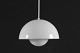 Verner Panton 
(1926-1998)
Flowerpot 
lampe VP 1
fremstillet af 
hvid emalieret 
...