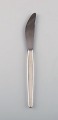 Georg Jensen 
Cypress lunch 
knife in 
sterling silver 
and stainless 
steel.
Length: 20.5 
...