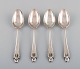 Four Georg 
Jensen Akkeleje 
dessert spoons 
in silver 
(830). Dated 
1920.
Length: 17 ...