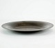 Rundt fad af 
bronze og i 
flot brugt 
stand. 
27 cm.
