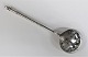Russian silver 
spoon (84) with 
niello motif. 
Length 15.5 cm.