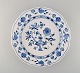 Stadt Meissen 
løgmønstret. 
Stor skål. Midt 
1900-tallet.
Måler: 34,5 x 
5,8 cm.
I flot stand. 
...