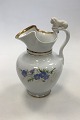 Bing & Grondahl 
Old Chocolate 
Pitcher with 
Lion. Measures 
25 cm / 9 27/32