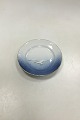 Bing & Grondahl 
Seagull with 
Gold Side Plate 
No 616. 
Measures 17.7 
cm / 6 31/32 
in.