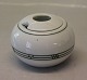 1 pcs in stock
551 Mustard 
jar 6 x 8 cm 
Olympia Bing 
and Grondahl 
B&G : White 
base, pattern 
of ...