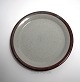 Knabstrup 
stoneware, 
Ingrid 
stentøjsstel 
grå glasur med 
brun kant. 
Designet af den 
tyske ...