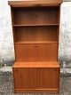 Teak
Bücherregal mit Schrank
1000 DKK