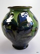 H.A.Kähler  
Vase H: 18,5 
cm. D: 18 cm.