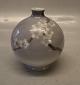 B&G 436 Art 
Nouveau Vase 
med blomstrende 
frugtgren 12.5 
cm Bing & 
Grøndahl I fin 
og hel stand. 
