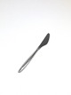 Dinner knife in 
Mimosa, of 925 
sterling cohr 
silver.
21.5 cm.
