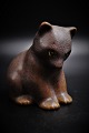 Lille glaseret keramik figur af bjørn , design Knud Basse.Højde:14 cm.