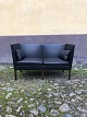 Børge Mogensen 2. pers. sofa model BM2214 produceret af Frederica Furniture. Betrukket med ...