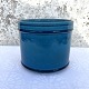 Kähler keramik, urtepotteskjuler, Blå glasur, Nr. 407- 14 hak, 14,5cm i diameter, 13cm høj, ...