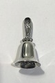 International 
Silver LaPaglia 
Sterling Sølv  
Klokke No. 112 
Måler H 9.4 cm 
(3.7 inch) Vægt 
45.3 ...