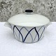 Lyngby
Danild 40
Harlequin
pot with lid
* 275 DKK