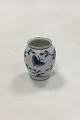 Bing & Grondahl 
Butterfly with 
Gold Small Vase 
No 208. 
Measures 6.7 cm 
/ 2.64 in.