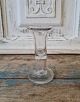 1800tals Rakker glas med hul stilkFremstår med en lille ujævnked på glassets kant - se ...
