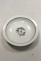 Royal 
Copenhagen 
Jubilæumsskål 
monogram KA
Måler 14,3cm / 
5.63 inch