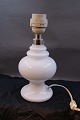 Royal Copenhagen / Holmegaard lamper.Monique bordlampe i hvid opalglas, funktionsdygtig og i ...