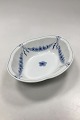 Bing and 
Grondahl Empire 
Oval Bowl No. 
573/12 B
Measures 24 cm 
x 19.5 cm (9.45 
inch. x 7.67 
...