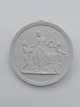 Bertel 
Thorvaldsen: 
Royal 
Copenhagen 
bisquit platte 
"Barndom og 
Forår". Efter 
relief 
modelleret ...