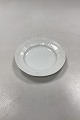 Bing og 
Grøndahl 
Offenbach uden 
guld 
Sidetallerken 
No 28A / 306. 
Måler 15cm / 
5.90 inch.