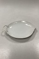 Bing og 
Grøndahl 
Offenbach uden 
guld Bladformet 
Skål No 206. 
Måler 25cm / 
9.84 inch