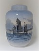 Royal Copenhagen. Vase with lid. Model 2562-888. Height 22 cm. (1 quality)