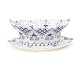 Royal Copenhagen blue fluted full lace fruit basket with plate. 1. quality. Nice 
condition. #1059 & #1060. H: 13,5cm. L: 35cm