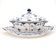 Royal Copenhagen Zwiebelmusster Terrine. 1. Gang. #600 & #702. H: 25cm. L: 50cm