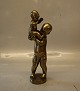 Kai Nielsen no 
10 Lueforgyldt 
Bronze Dreng 
løfter baby 23 
cm
Kai Nielsen 
1882-1924 (KN)  
Bronce