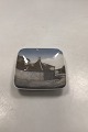 Royal 
Copenhagen Skål 
og askebæger No 
3605 H.C. 
Andersens 
Fødested, 
Odense.
Måler 10,7 cm 
x ...