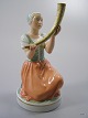 R.C. 12242 
Pigen med 
Guldhornene, 
Juliane Marie 
fin stand  H: 
22 cm.