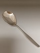 Hans Hansen 
silver cutlery 
Carlotte 
serving spoon 
of sterling 
silver Length 
18.2cm.