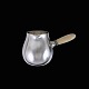 Georg Jensen. 
Flødekande i 
sterling sølv 
#80A.
Greb i 
elfenben.
Tegnet år 1915 
af Georg Jensen 
...
